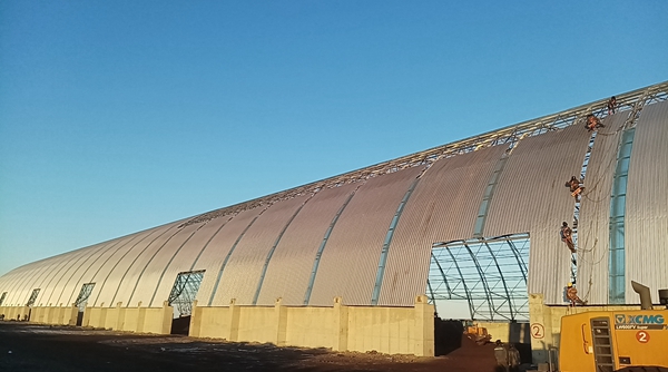 哈密市淖毛湖鎮德鑫泰煤棚